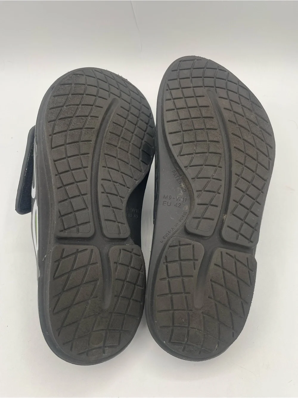 OOFOS OOahh Sport Flex Recovery Slides Men’s 9